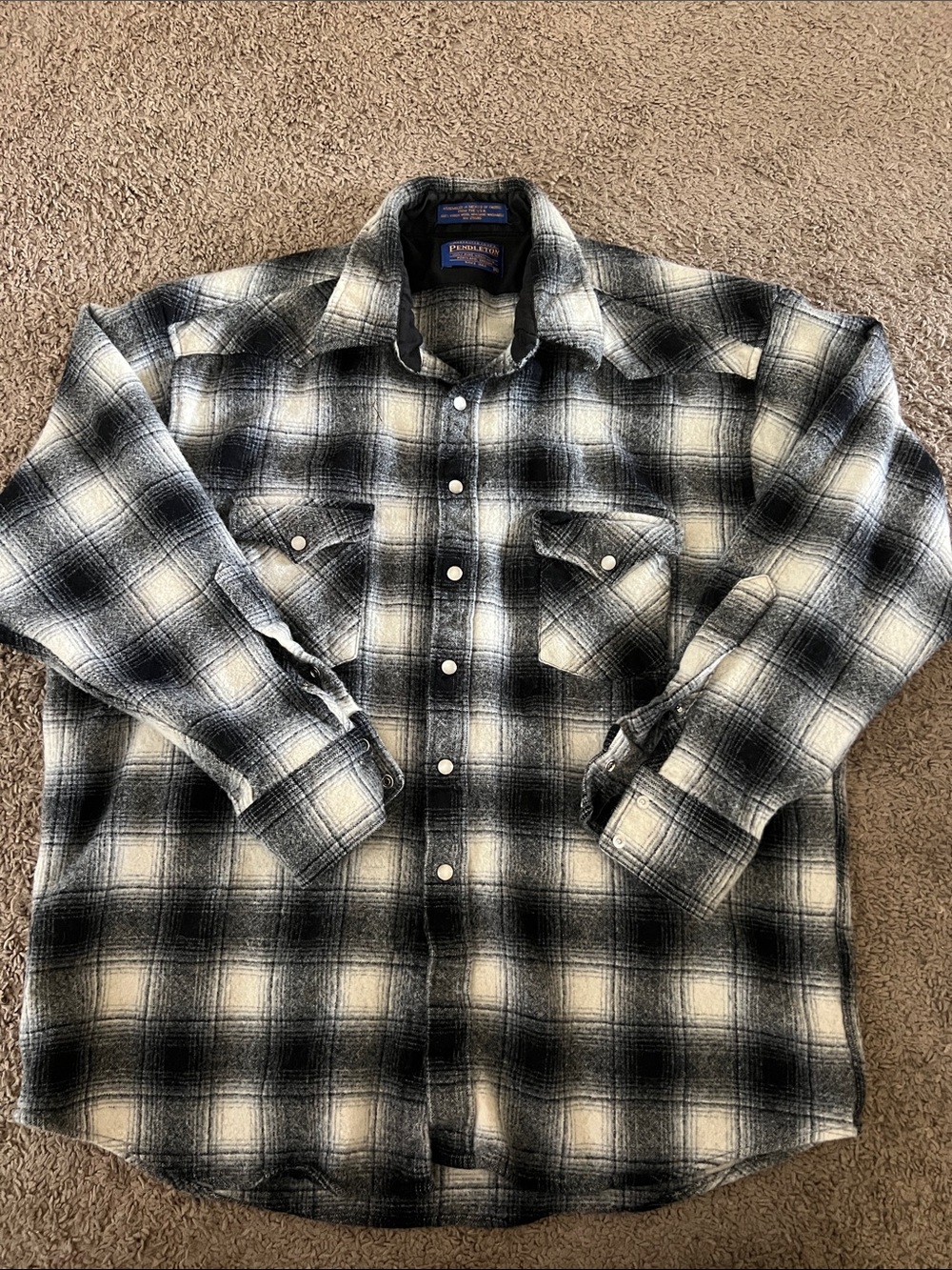 Vtg Pendleton Black & White Plaid Button-Up Pearl Snap